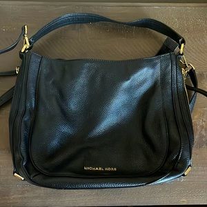 *EUC* Michael Kors black shoulder bag